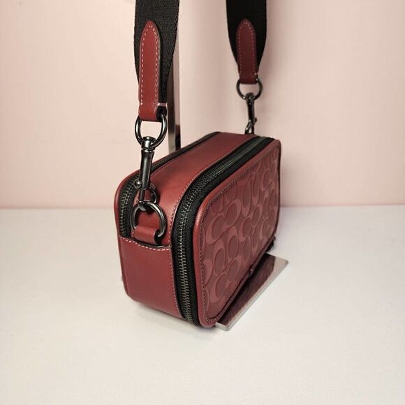 NWT COACH CM153 Wyatt Crossbody In Signature & Smooth Calf Leather Wine Multi - Picture 3 of 9